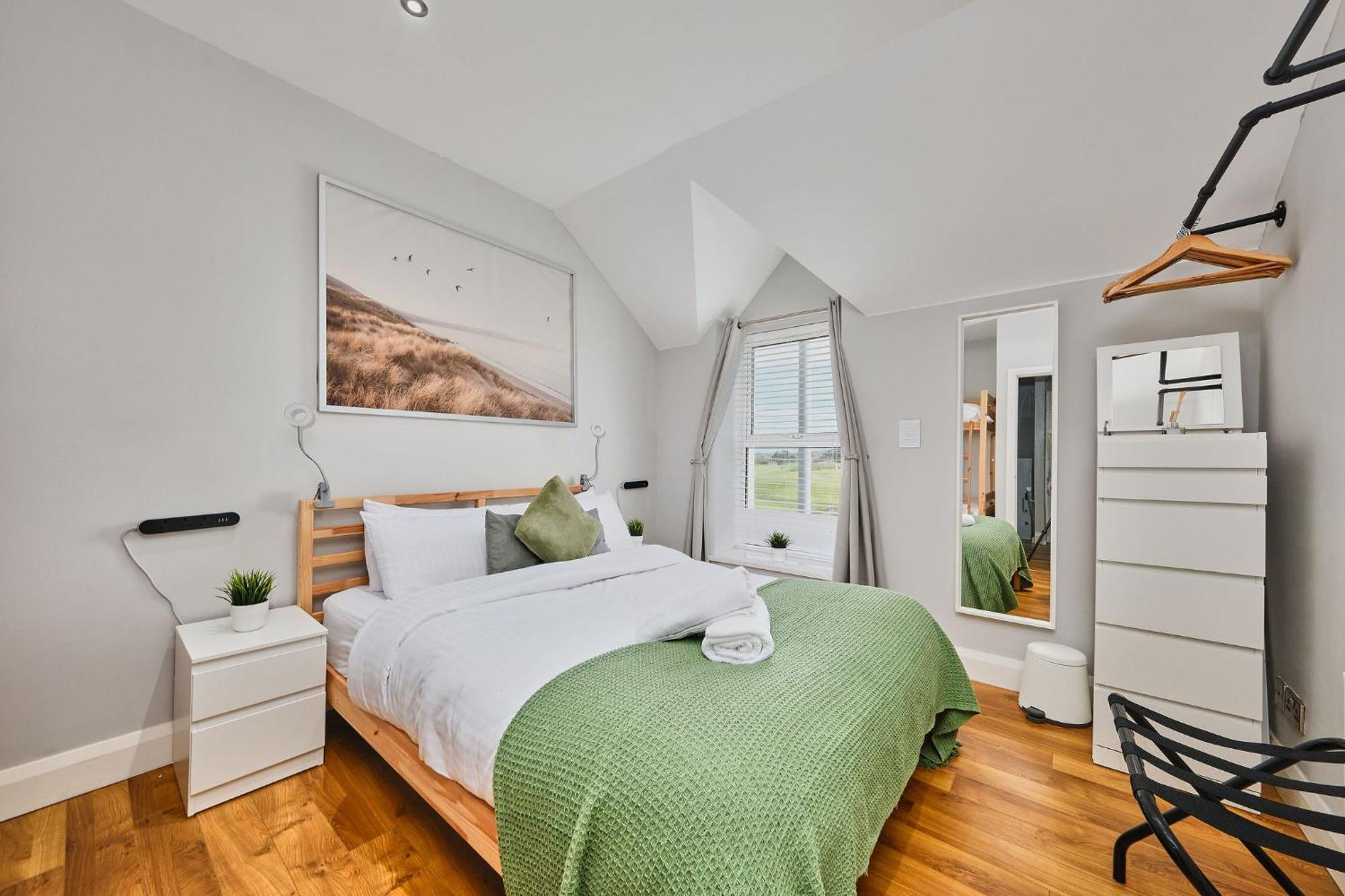 Apartamento 5 Dunluce Park - Portrush By The Sea Exterior foto